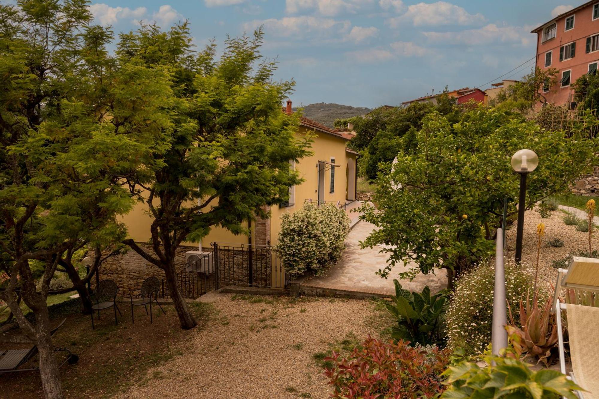 Agriturismo San Michele Di Danio Giovanni Dolcedo Exterior foto
